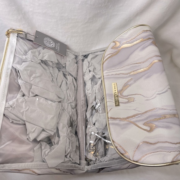 Vince Camuto make up travel bag, NWT - Picture 4 of 7